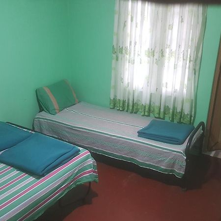 The Crystal Castle Hotel Nuwara Eliya Esterno foto